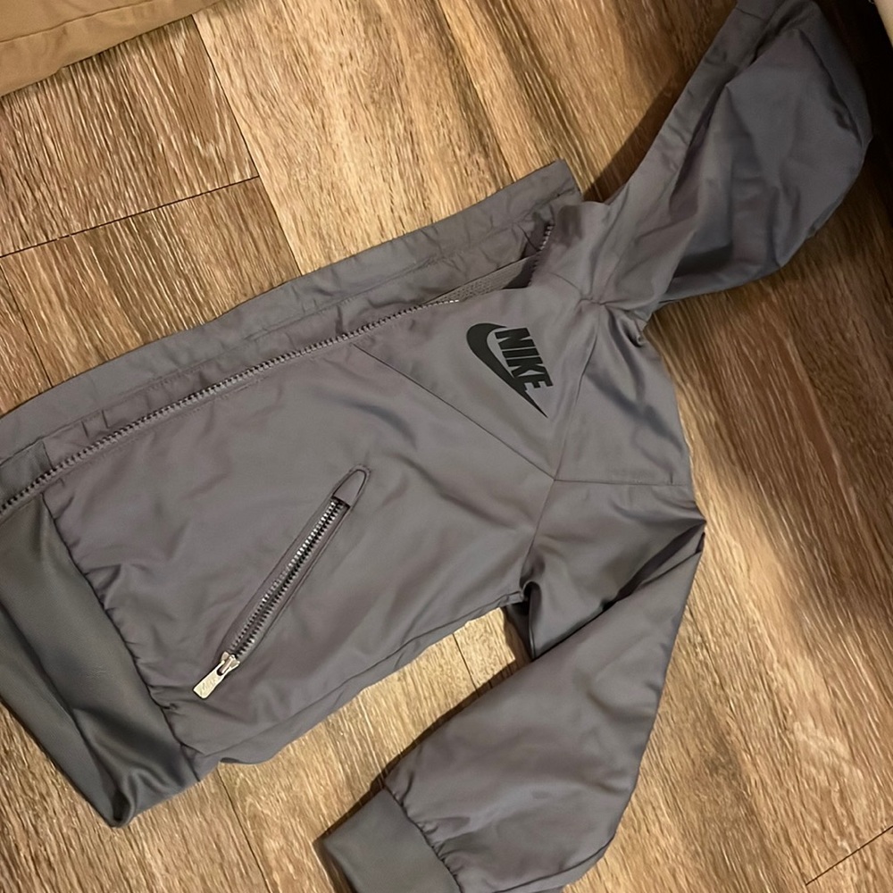 Boys Nike windbreaker